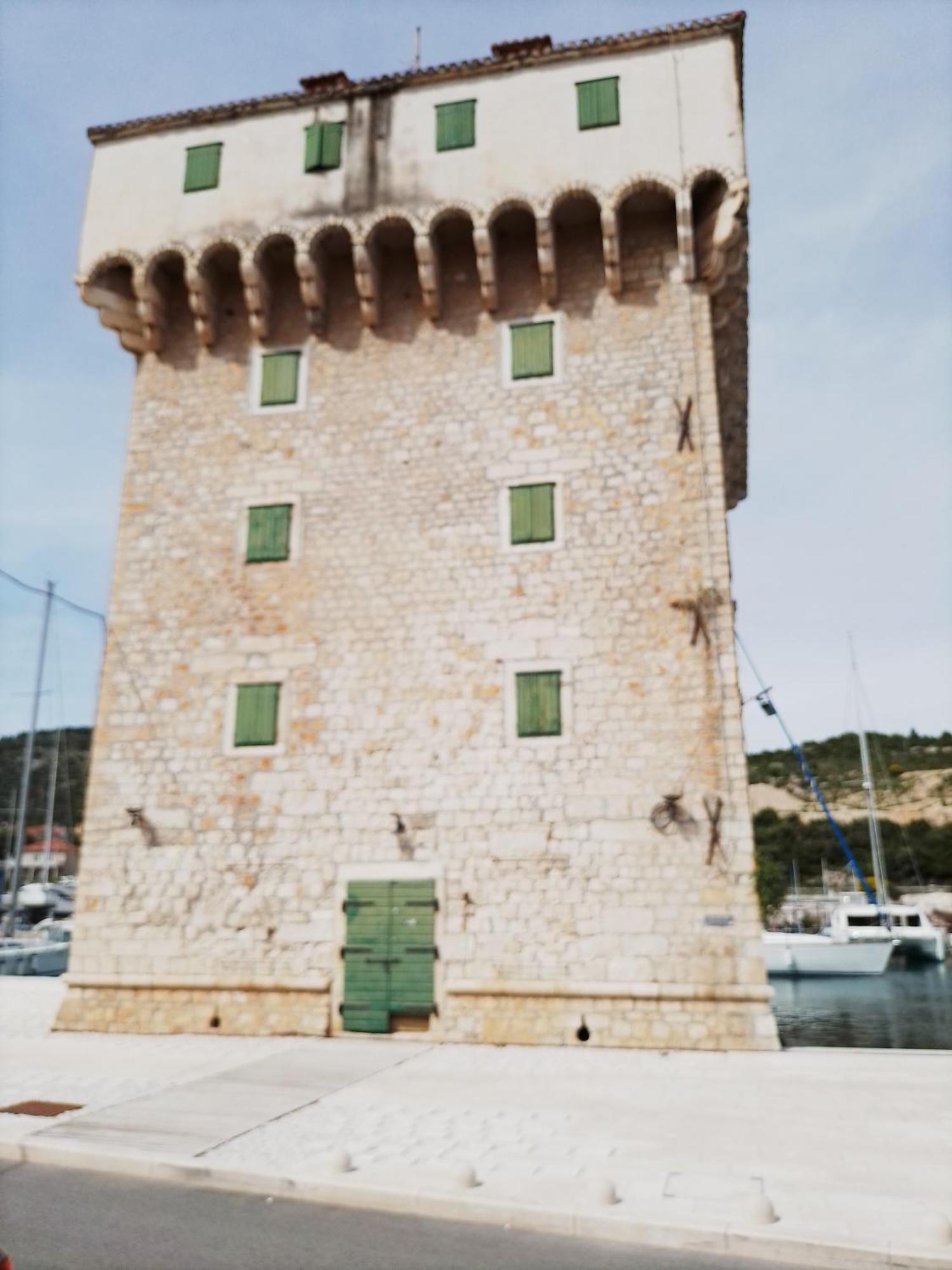 Mandi Apartamento Marina Exterior foto